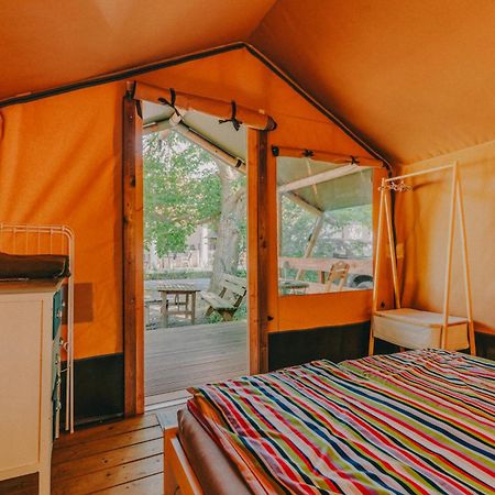 Rendes Glamping Hotel Balatonrendes Luaran gambar