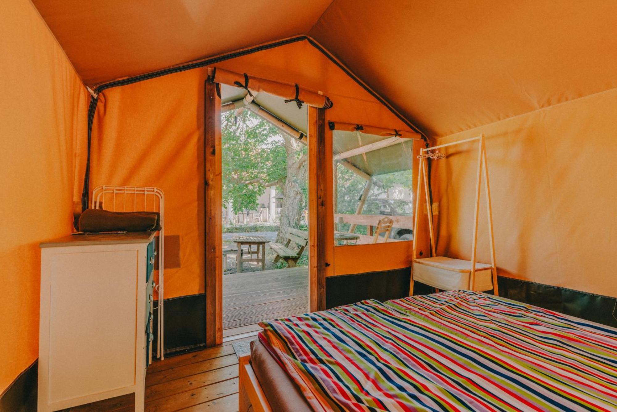 Rendes Glamping Hotel Balatonrendes Luaran gambar