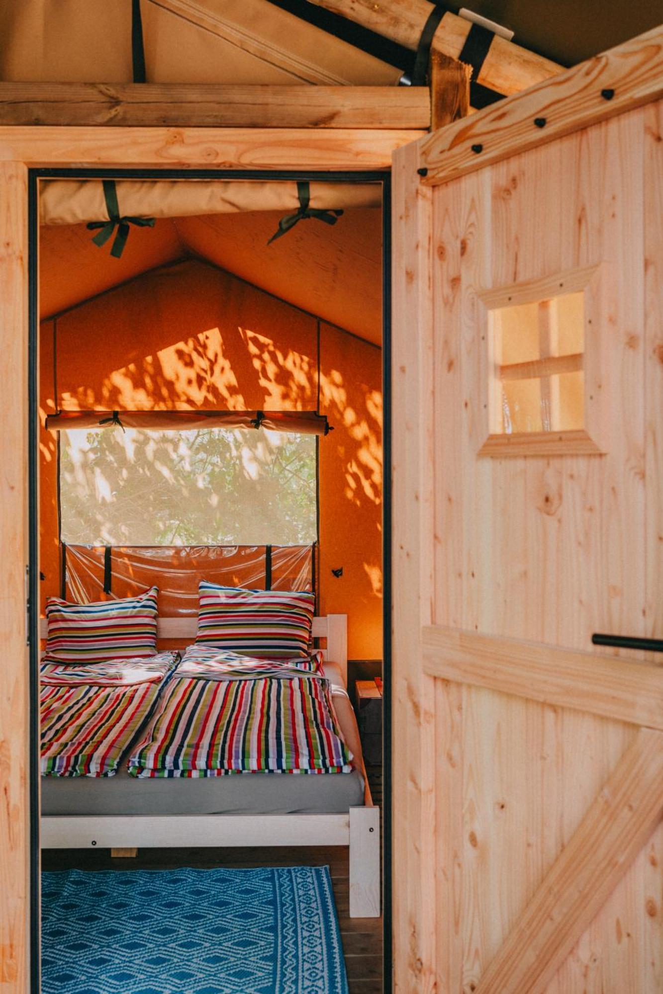 Rendes Glamping Hotel Balatonrendes Luaran gambar