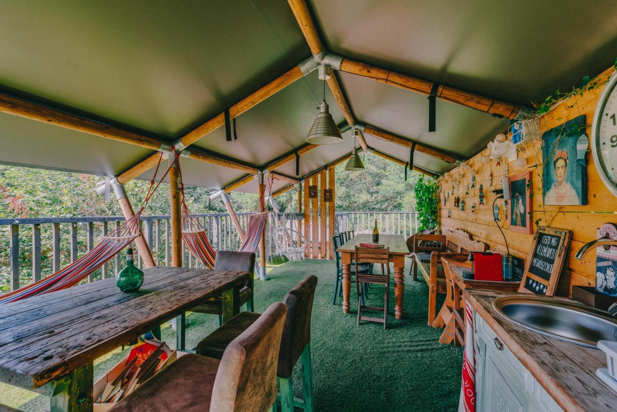 Rendes Glamping Hotel Balatonrendes Luaran gambar