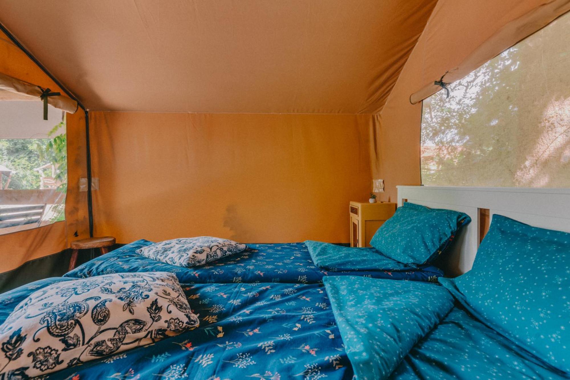 Rendes Glamping Hotel Balatonrendes Luaran gambar